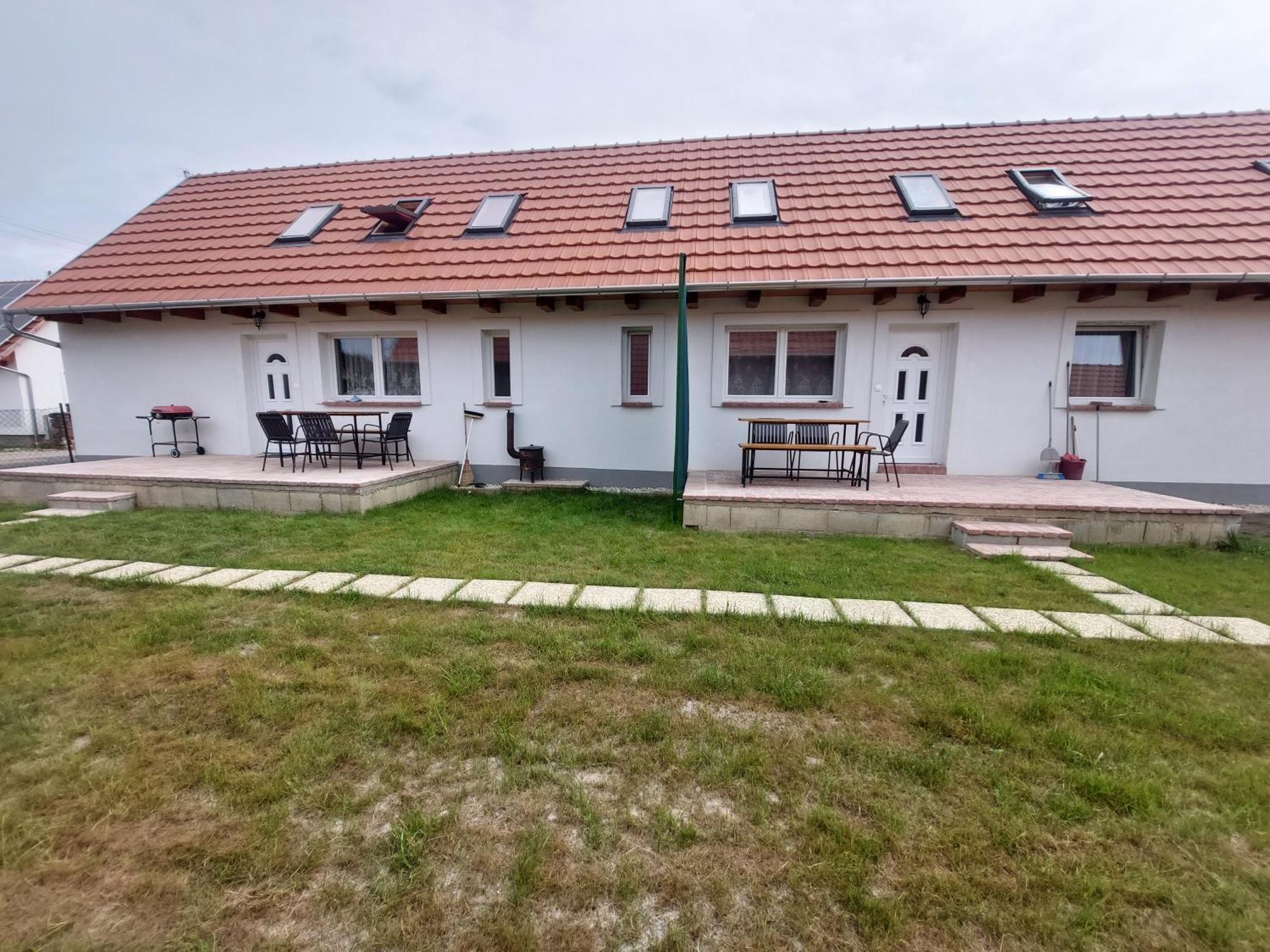 Orbán nyaralóház Villa Kovagoors Kültér fotó